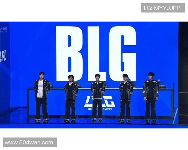 LPL第七周赛事精彩回顾Bin表现亮眼引发热议